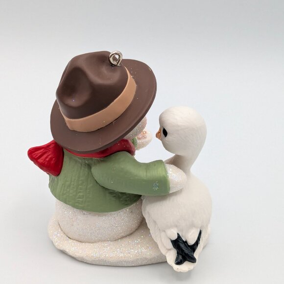 Hallmark Keepsake Snow Buddies 2014, 17th in the Snow Buddies Series - Picture 5 of 11